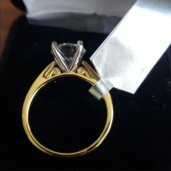 14k Yellow Gold 2Ct Moissanite Diamond Ring Retail $3,500!! - Picture 9 of 17